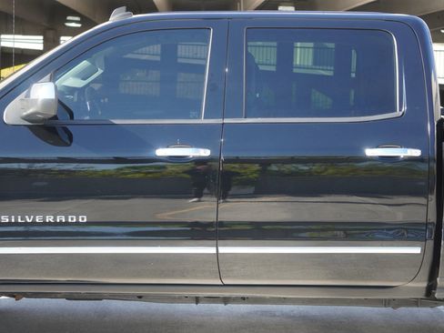 Used 2014 Chevrolet Silverado 1500 LTZ Z71 w/ LTZ Plus Package AWD/4WD image 29