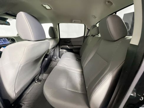 Used 2022 Toyota Tacoma SR5 image 28