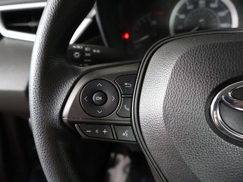 Used 2022 Toyota Corolla LE FWD image 32