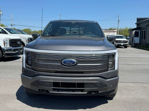 New 2023 Ford F150 Lightning Lariat AWD/4WD image 9
