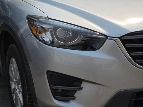 Used 2016 MAZDA CX-5 Touring w/ Touring Technology Package FWD image 4