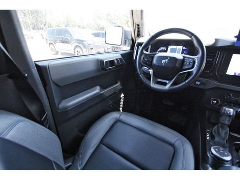 Certified 2023 Ford Bronco Black Diamond AWD/4WD image 10