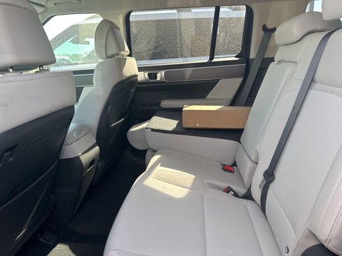 New 2026 Hyundai Santa Fe SE image 33