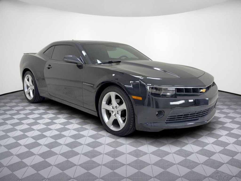 Used 2015 Chevrolet Camaro LT w/ RS Package RWD image 7