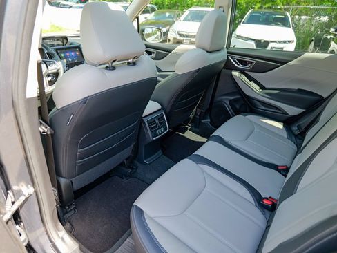 Used 2023 Subaru Forester Limited AWD/4WD image 25