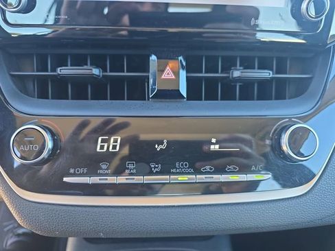 Certified 2022 Toyota Corolla LE image 23