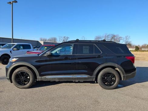 Used 2023 Ford Explorer XLT w/ Equipment Group 202A image 16