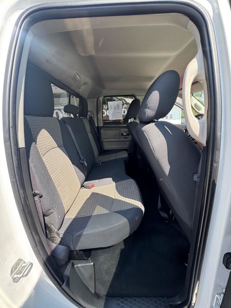 Used 2012 RAM 1500 Classic SLT RWD image 22