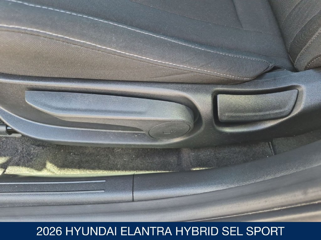 Certified 2026 Hyundai Elantra SEL FWD image 15