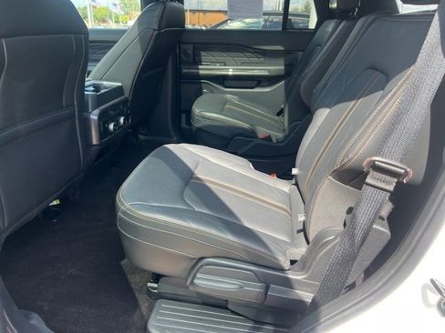 Certified 2022 Ford Expedition Platinum image 26