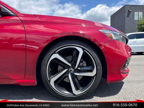 Used 2018 Honda Accord Sport image 10