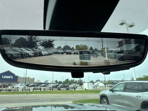 Certified 2021 GMC Yukon Denali w/ Denali Ultimate Package image 40