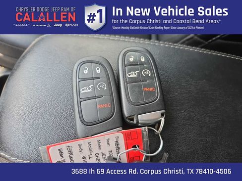 Certified 2022 Jeep Cherokee Limited AWD/4WD image 28