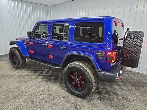 Used 2019 Jeep Wrangler Unlimited Rubicon w/ Dual Top Group image 9