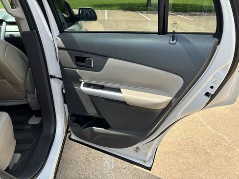 Used 2014 Ford Edge SEL w/ Equipment Group 205A FWD image 33