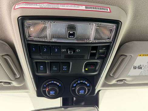 Used 2024 Toyota 4Runner TRD Off-Road Premium w/ Moonroof Package AWD/4WD image 29