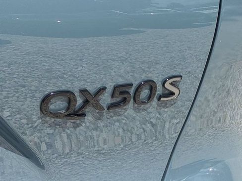 Used 2023 INFINITI QX50 Sport FWD image 13