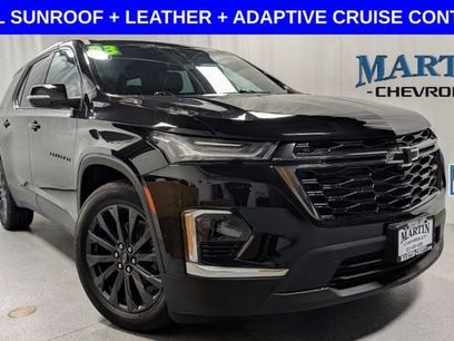 Used 2023 Chevrolet Traverse RS