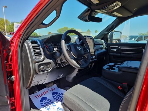 New 2026 RAM 2500 Big Horn AWD/4WD image 12