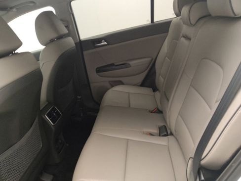 Used 2017 Kia Sportage EX w/ EX Technology Package FWD image 18