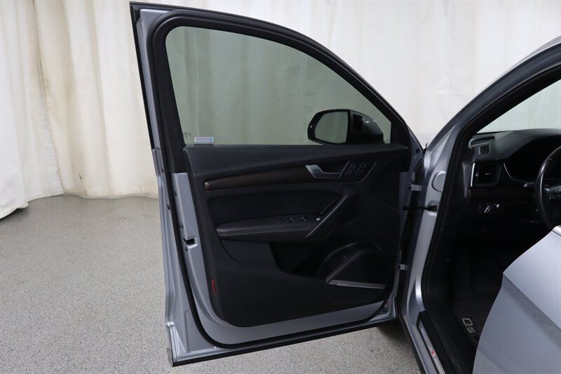 Used 2022 Audi Q5 2.0T Prestige AWD/4WD image 27