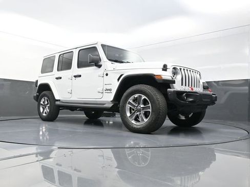 Used 2021 Jeep Wrangler Unlimited Sahara AWD/4WD image 30