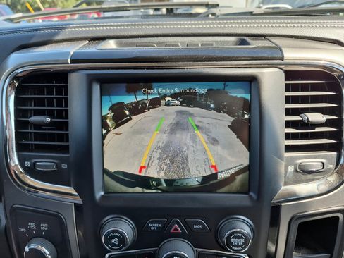 Used 2017 RAM 2500 Big Horn w/ Night Special Edition image 17