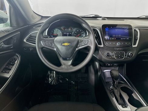 Used 2023 Chevrolet Malibu LT image 20