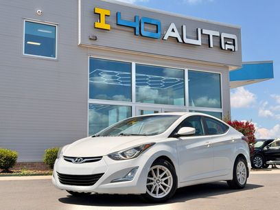 Used 2016 Hyundai Elantra SE w/ Option Group 02