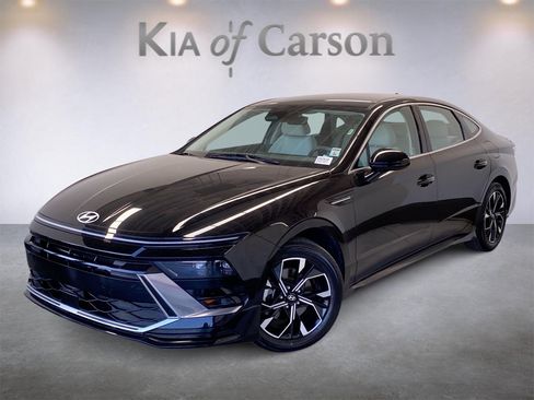 Used 2025 Hyundai Sonata SEL FWD image 1