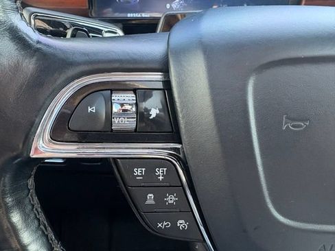 Used 2022 Lincoln Navigator L Reserve AWD/4WD image 28