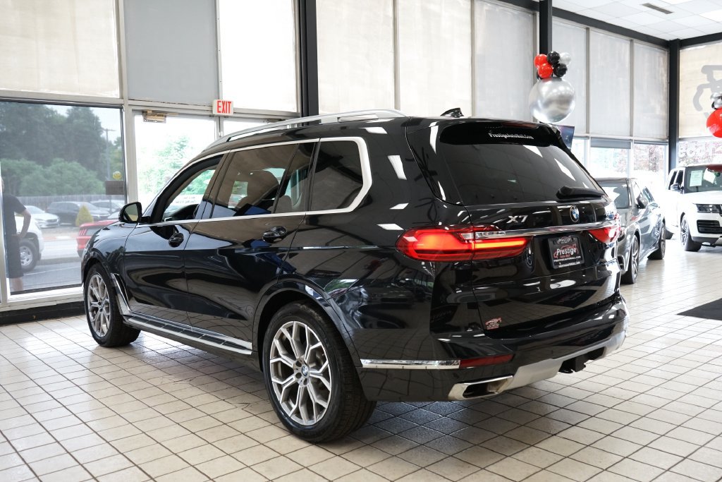 Used 2020 BMW X7 xDrive40i w/ Premium Package AWD/4WD image 4