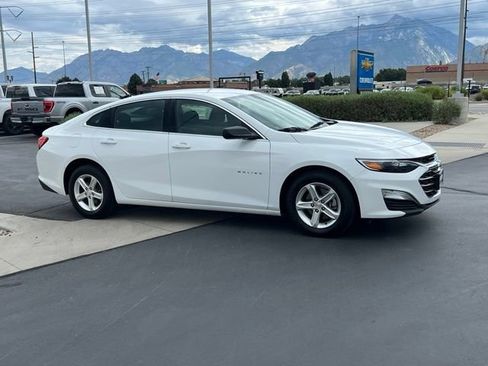 Used 2023 Chevrolet Malibu LS FWD image 9