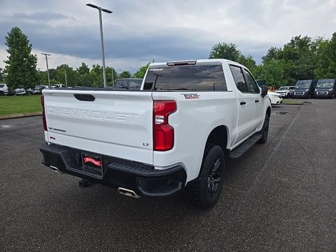 Used 2024 Chevrolet Silverado 1500 LT Trail Boss w/ Protection Package AWD/4WD image 8