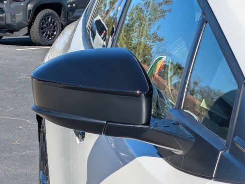 New 2026 Toyota Prius Plug-In Hybrid FWD image 36