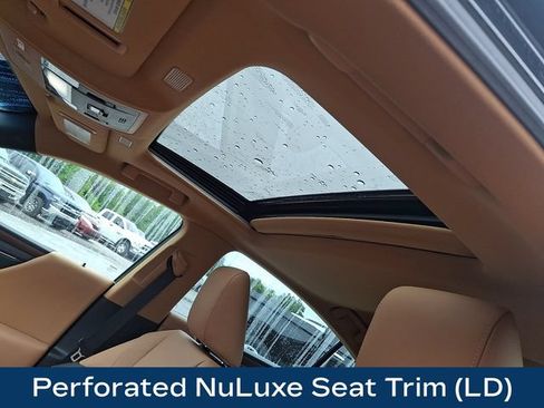 Used 2025 Lexus ES 350 w/ Premium Package FWD image 20