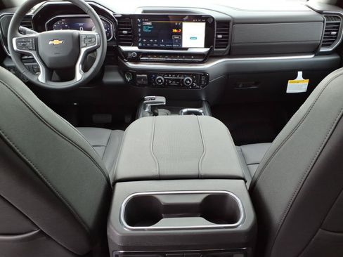 New 2026 Chevrolet Silverado 1500 LTZ w/ LTZ Premium Package AWD/4WD image 12