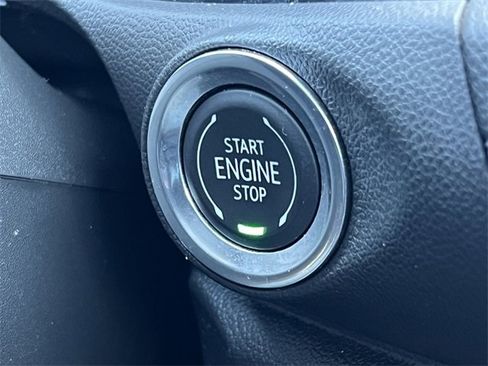 Used 2020 Buick Encore GX Preferred w/ Cold Weather Comfort Package image 28