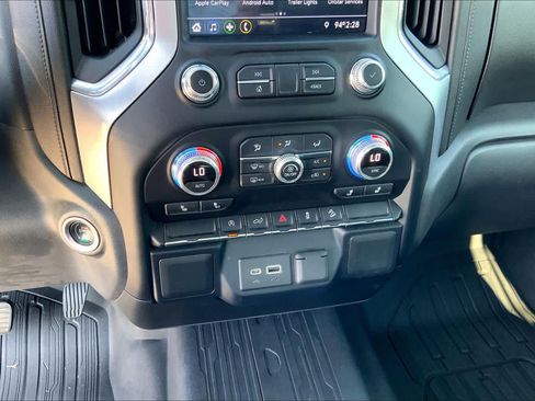 Used 2021 GMC Sierra 1500 Elevation AWD/4WD image 32