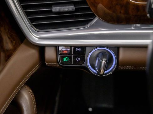 Used 2019 Porsche Panamera Turbo S Executive image 20