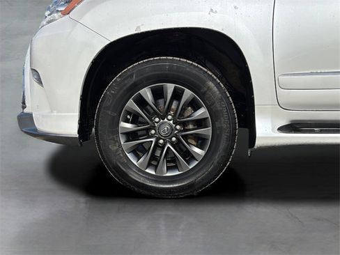 Used 2017 Lexus GX 460 Premium image 27