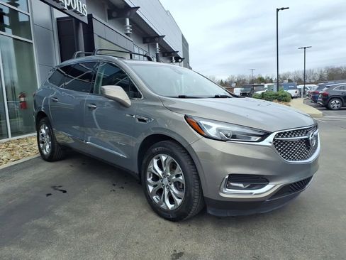 Used 2019 Buick Enclave Avenir w/ Avenir Technology Package AWD/4WD image 8