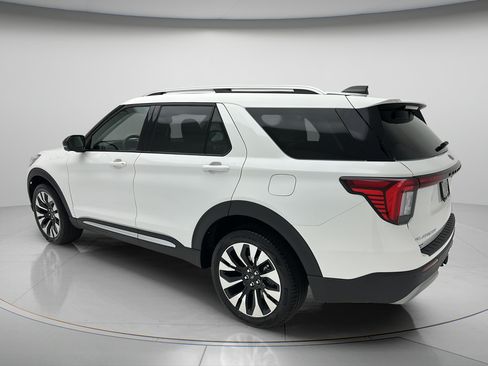 New 2026 Ford Explorer Platinum w/ LUX Leather Package AWD/4WD image 6