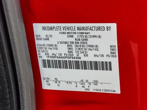 Used 2023 Ford F650 2WD Regular Cab Super Duty image 17