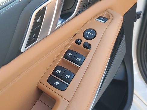 Certified 2024 BMW X5 xDrive40i w/ M Sport Package image 6