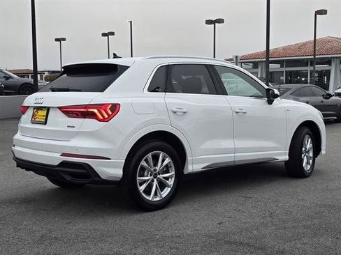 New 2025 Audi Q3 2.0T Premium image 2