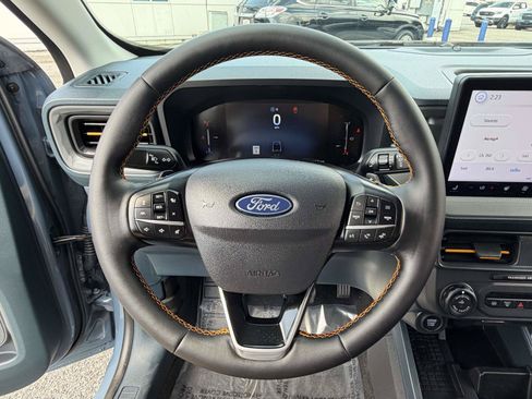 Used 2025 Ford Maverick Tremor AWD/4WD image 12