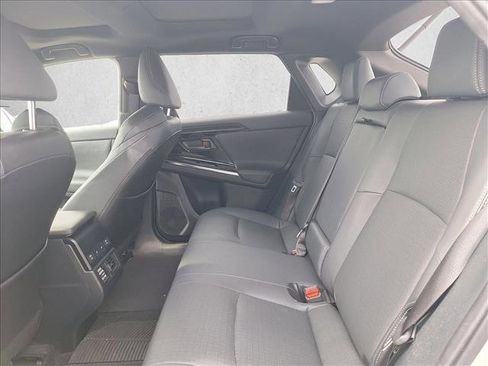 Used 2023 Toyota bZ4X Limited image 15