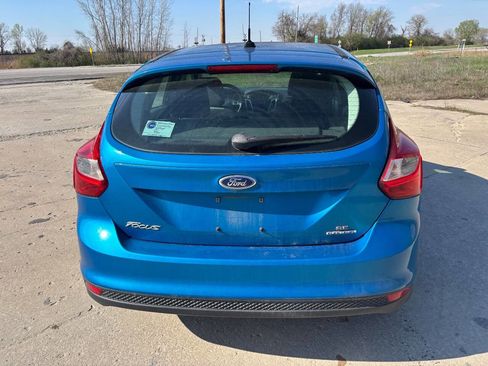 Used 2014 Ford Focus SE w/ SE Sport Package image 7