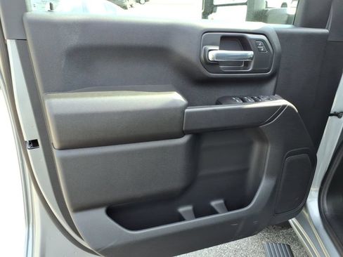 New 2026 Chevrolet Silverado 2500 Custom w/ Custom Value Package AWD/4WD image 17